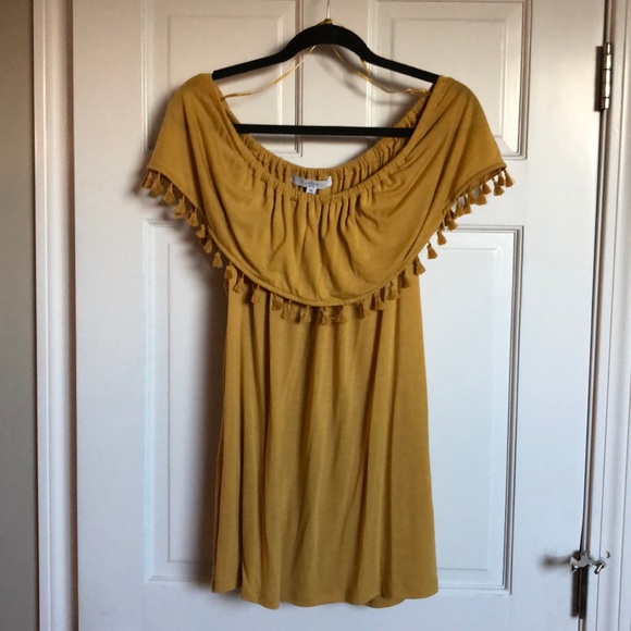 Tops - OFF THE SHOULDER !!!